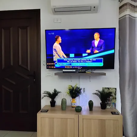 Two Bed Duplex With Spectacular Views