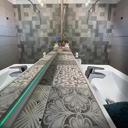 Paz Ocean View, Air Condition, Wifi, Heated Pool Apartment *