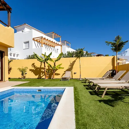 Villa With 4 Bedrooms And Private Heated Pool San Miguel de Abona