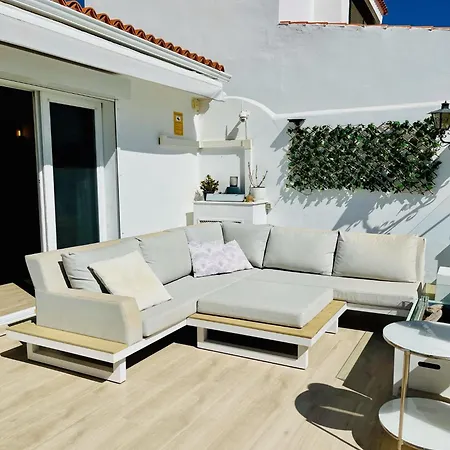 With Sea View And Luxury Heated Pool