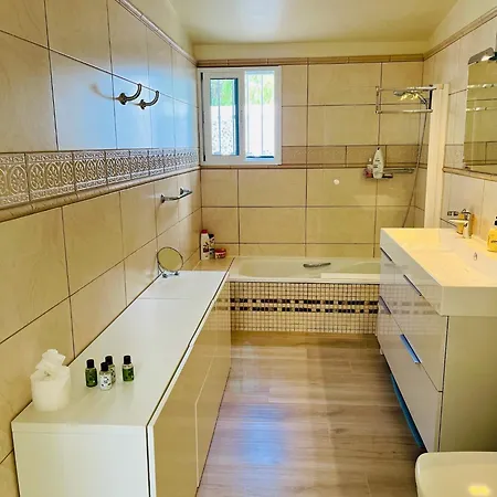 With Sea View And Luxury Heated Pool Villa San Miguel de Abona