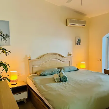 With Sea View And Luxury Heated Pool Villa