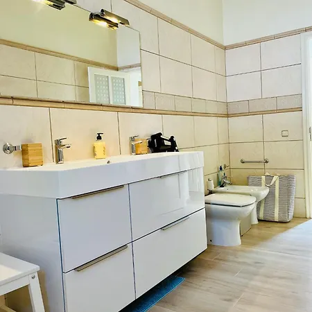 With Sea View And Luxury Heated Pool *