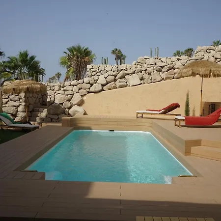 Luxury Amarilla Golf Villa