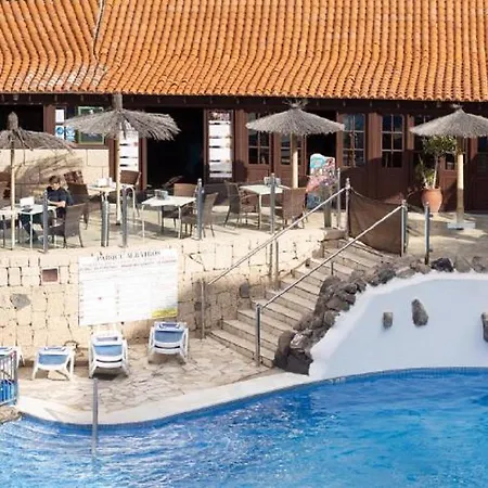 Bib's Pool Side And Ocean View Apartment
