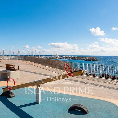 Apartment Oceanfront With Stunning Views Lbr650