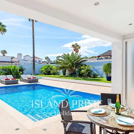 Huge With Amazing Garden In Golf Del Sur Alm160