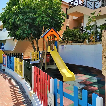 Apartment Strelitzia - Ocean View & Heated Pool