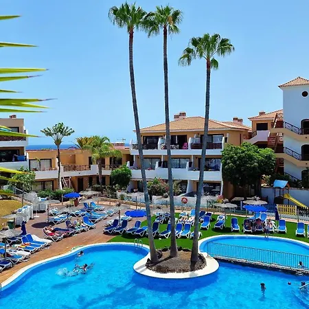 Strelitzia - Ocean View & Heated Pool