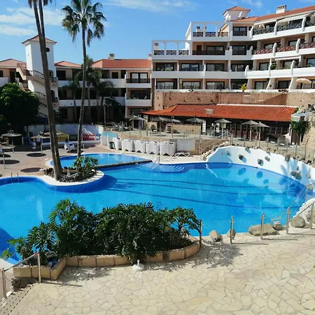 Bib's Pool Side And Ocean View Apartment *