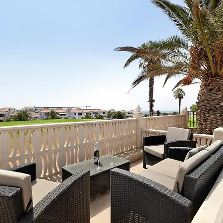 Malpas Villa *