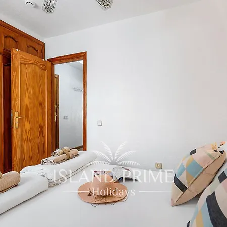 Apartment Garden Relax With Heated Pool Views Fc15