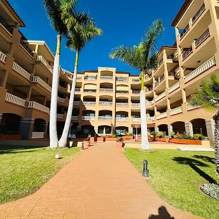 El Nautico Coral Apartment