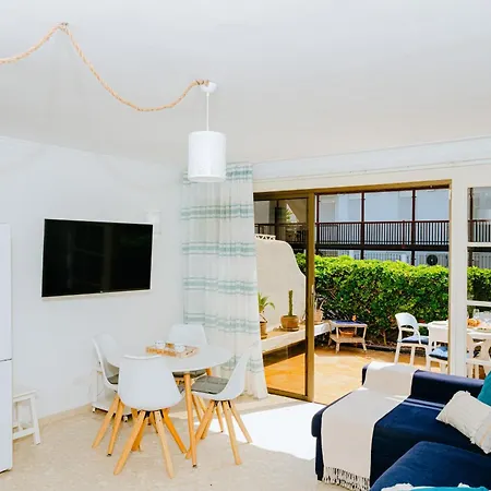 1bdr Sunny Terrace Apartment