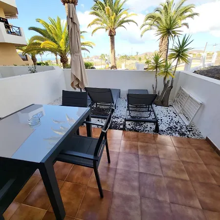 George Tenerife Apartment *