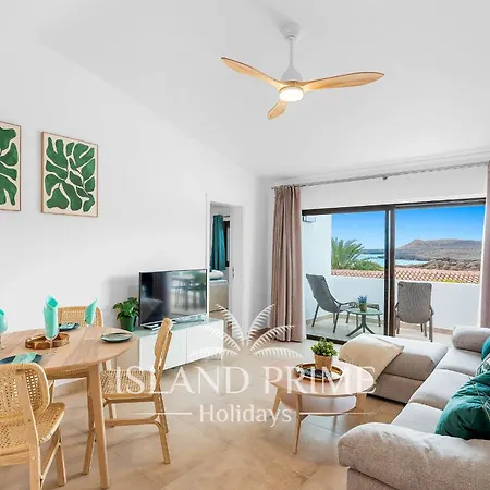 Stunning Ocean Views Holiday With Heated Pool In Amarilla Golf * San Miguel de Abona