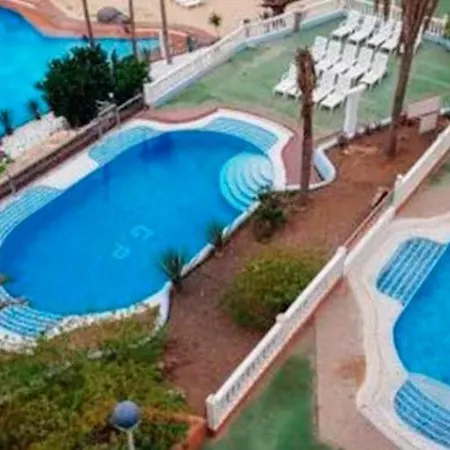 Sunny With Big Pool *