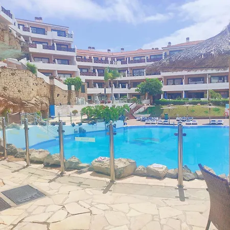 Apartment Lovely Views, Heated Pool, Great Location San Miguel de Abona