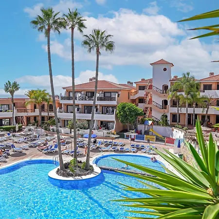 Newly Renovated, Luxurious With A Heated Pool, 259 * San Miguel de Abona