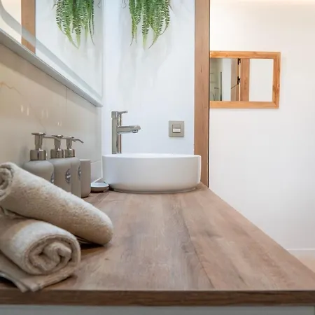 Newly Renovated, Luxurious With A Heated Pool, 259 Holiday home San Miguel de Abona