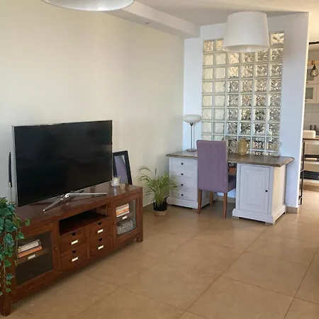 La Casa Amarilla *