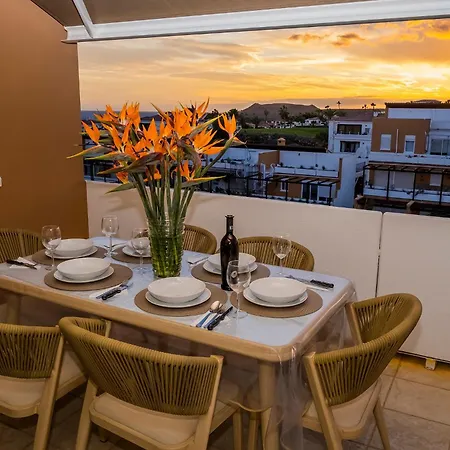 Swing & Golf Penthouse Apartment