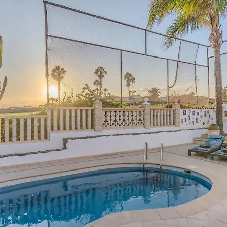 Oceanfront - Amarilla Breeze Holiday home