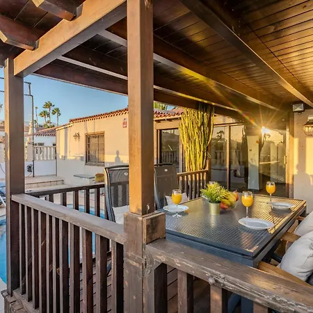 Holiday home Oceanfront - Amarilla Breeze