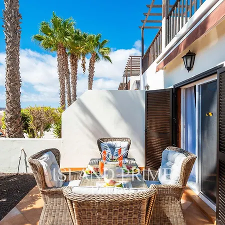 Holiday home House In Adelfas Ii Adf409