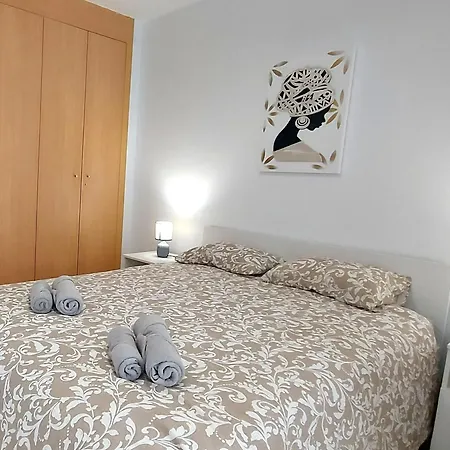 Spacious Apartment With Amazing View And Air Conditioning Apartment *
