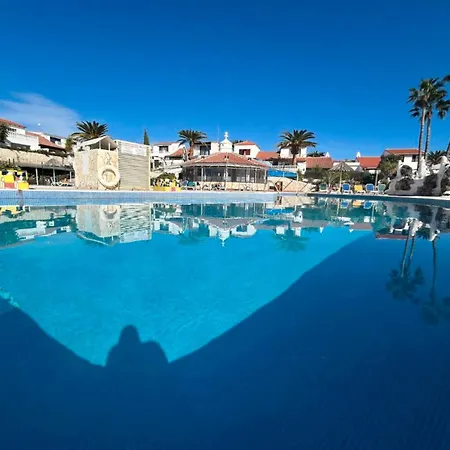 Villa Lola Sunset Place