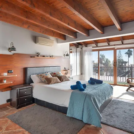 Villa Lola Sunset Place *