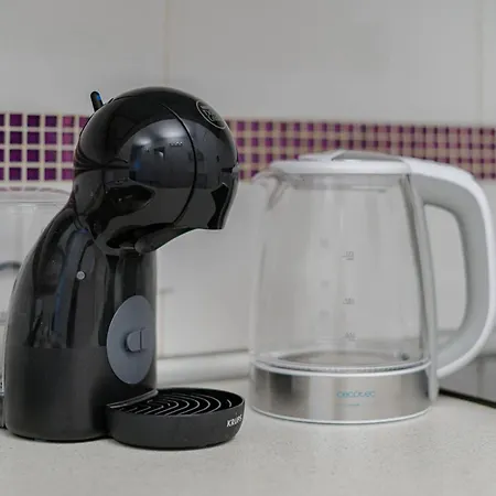 Park Smart Hi-end Services Apartment *