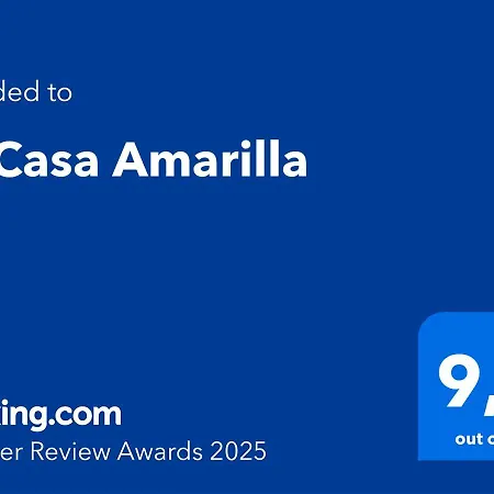 La Casa Amarilla Holiday home *