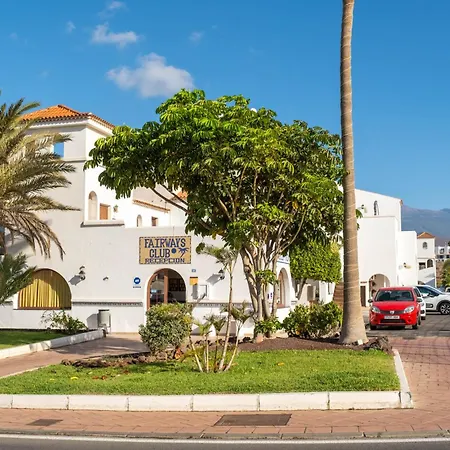 Amarilla Golf Apartment