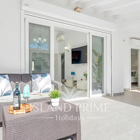 Villa Family Villa In A Heated Pool Complex In Golf Del Sur Fv4 San Miguel de Abona