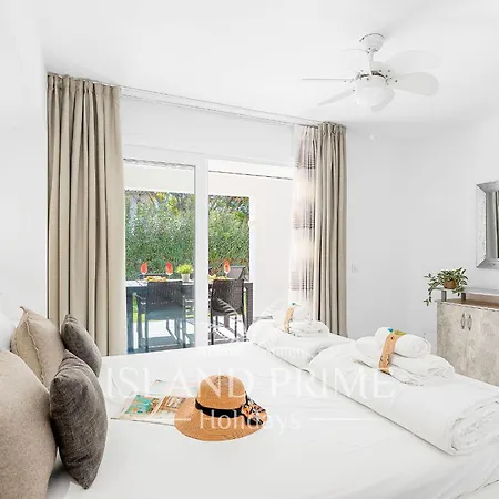 Family Villa In A Heated Pool Complex In Golf Del Sur Fv4