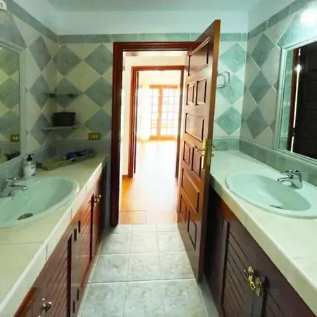 In Fairways Village Golf Del Sur Holiday home