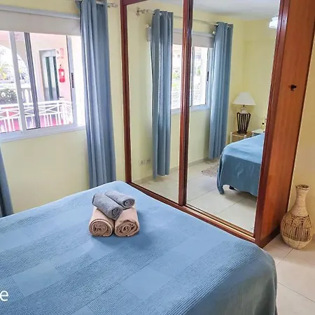 Mona's Point Tenerife - Aircon, Private Parking And Heated Pool Apartment *
