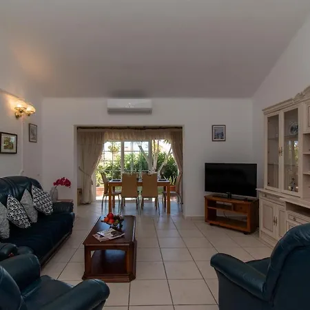 Fairway Village Beautiful 3 Bedroom San Miguel de Abona