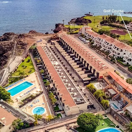 Marina & Golf Escape *