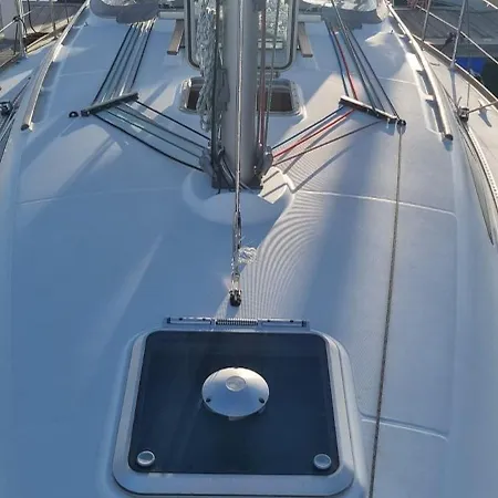 Velero Passionetenerife Botel *