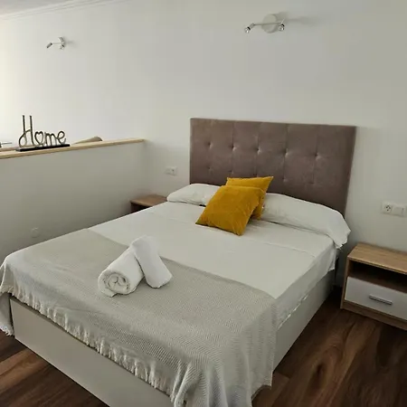 Apartment Park 329 *