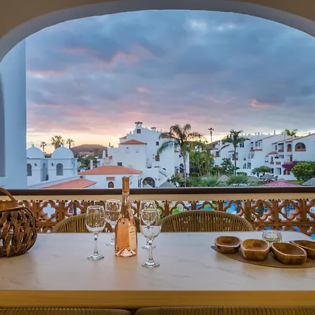 Casa Zuza - Ac, Heated Pool, 2 Terraces, 2 Bedrooms & Bathrooms, Tv Channels *