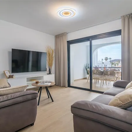 Apartment Casa Zuza - Ac, Heated Pool, 2 Terraces, 2 Bedrooms & Bathrooms, Tv Channels *