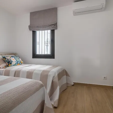 Casa Zuza - Ac, Heated Pool, 2 Terraces, 2 Bedrooms & Bathrooms, Tv Channels Apartment San Miguel de Abona