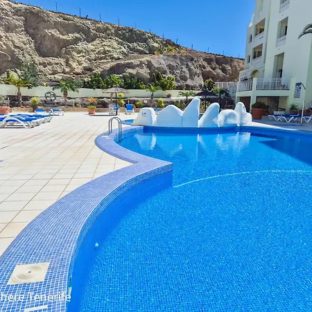 Apartment Mona's Point Tenerife - Aircon, Private Parking And Heated Pool