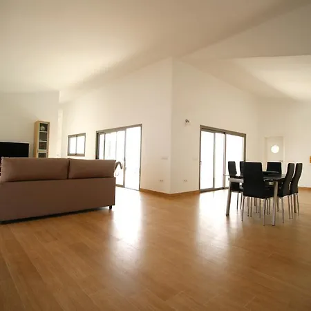 Alamo Park Villa