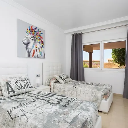 Royal Marina Bay Golf Apartment