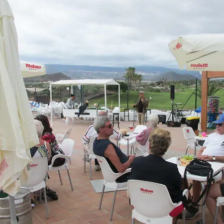 Pebble Beach, Amarilla Golf